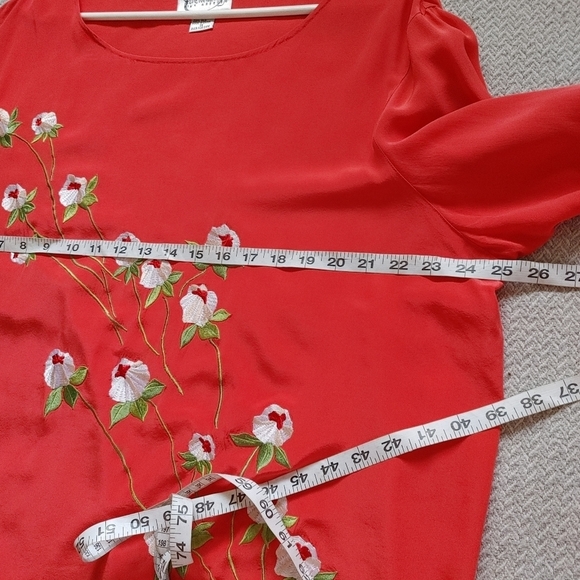 VINTAGE Dvf Floral Embroidered Silk Tunic Size 1x - Picture 9 of 15